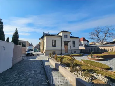 Vila Piata Unirii deosebita