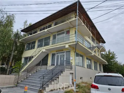 Spatiu versatil pentru birouri, pensiune sau restaurant – Pitesti
